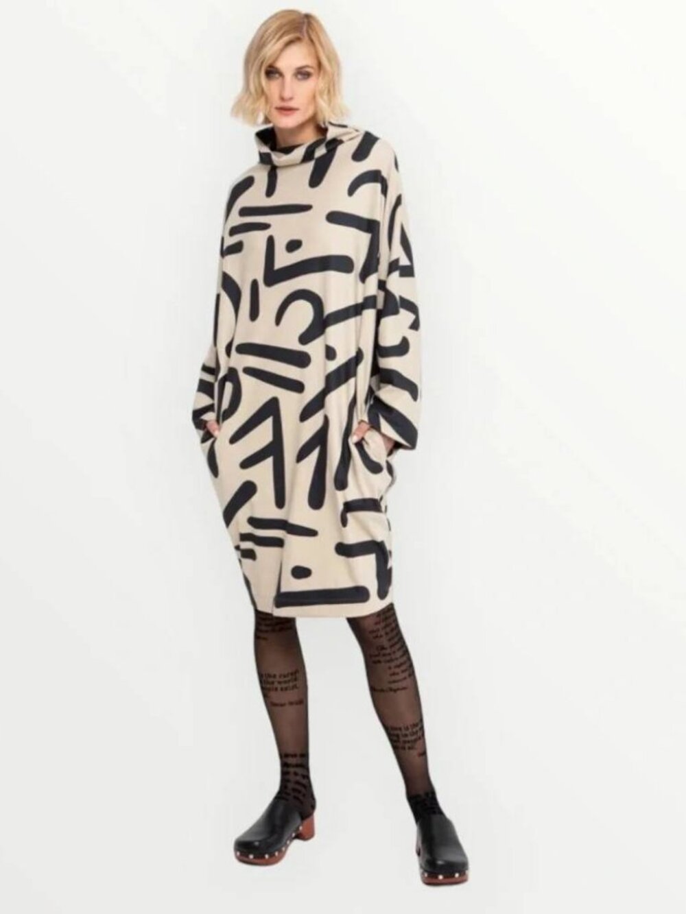 Ozai N Ku Symbols Cocoon Dress Abstract Print Size S